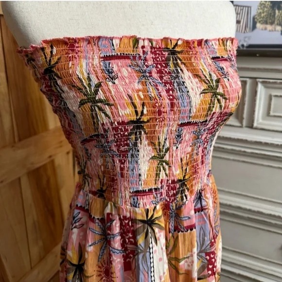 Angie Smocked Short Romper size S - Picture 2 of 7